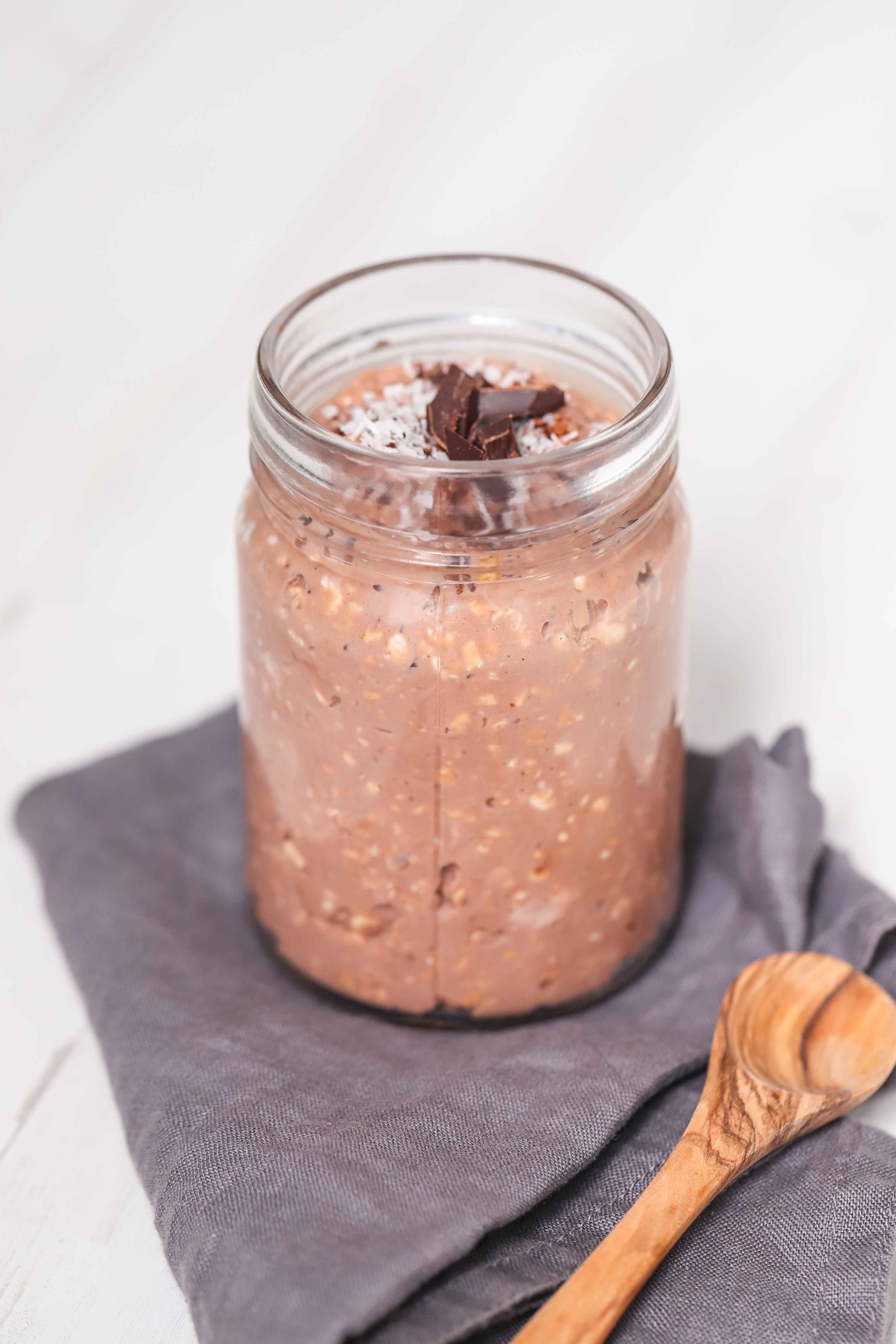 For all of you chocolate fans out there...chocolate overnight oats